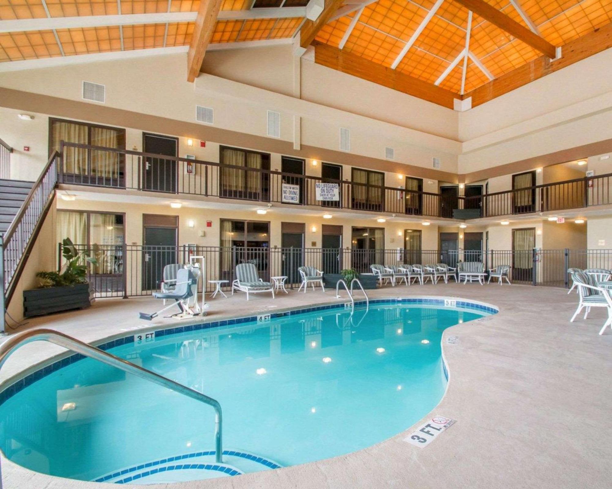 Quality Inn & Suites Ridgeland Exterior photo